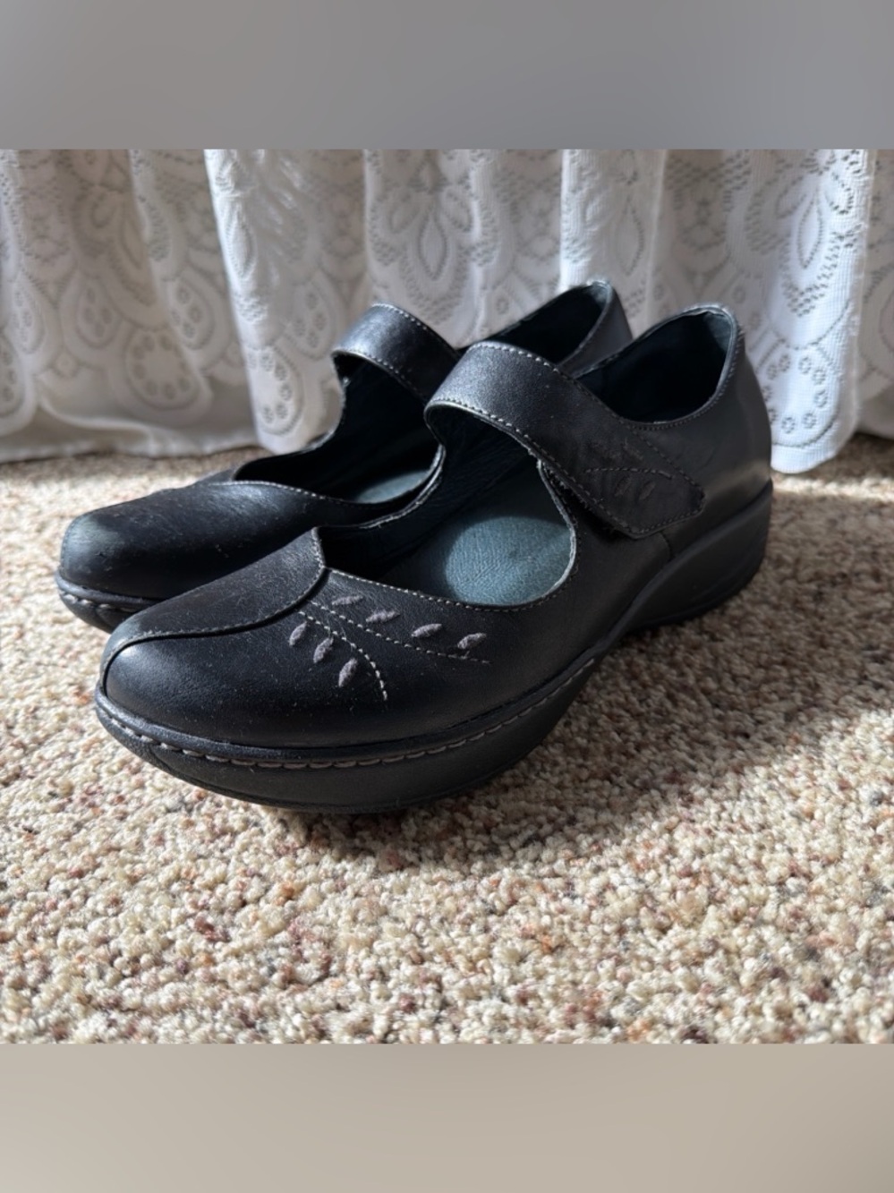 Dansko Marcelle Cabrio Black Leather Mary Janes Embroidered Sz 39 US 8.5-9